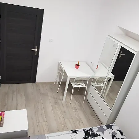 Mirrorroom Pl Downtown Accommodatie bij particulieren Warschau