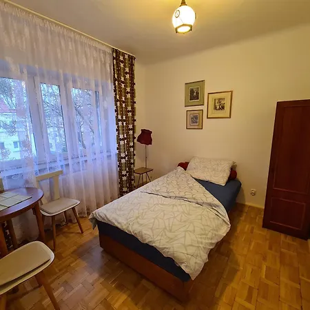 Mirrorroom Pl Downtown *